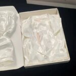 بيجامات فرنسية من الحرير الجليدي للإناث ، شورت بأكمام قصيرة ، يمكن ارتداؤه في الخارج ، بدلة ملابس منزلية ، جديد ، طقم من قطعتين ، الصيف