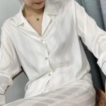 ملابس نوم نسائية بخطوط شبكية ، بيجامات فاخرة من الحرير الجليدي ، ملابس نوم ناعمة بأكمام طويلة ، ملابس منزلية نسائية للربيع والصيف بحجم كبير أطقم بناطيل طقم بيجامات بجايم ملابس النوم بجايم نسائيه قمصان النوم بجامات - الصورة 3