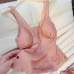 قطعة علوي وشورت نسائي مزين بالدانتيل ، ملابس نوم برقبة على شكل حرف V ، طقم بيجامات ، ساتان ، ملابس منزلية ، صالة ، ملابس نوم ، ربيع ، صيف ، رباط - الصورة 3