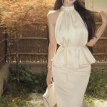 ⁦الفرنسية الساتان سترة دون أكمام المرأة الصيف مجموعة أنيقة عالية الخصر مصممة تنورة صغيرة قطعتين فرقة⁩ - الصورة ⁦2⁩