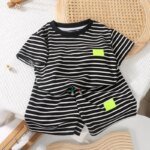 2Pcs Fashion Children Short Sleeve Shorts Sets Summer Kids Clothes Boys Baby Cotton Tee Pant Outfits Black and White Stripe - الصورة 4