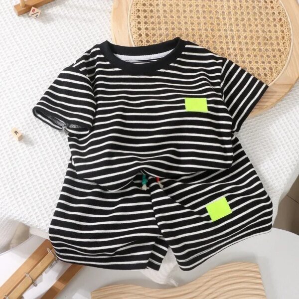 ⁦2Pcs Fashion Children Short Sleeve Shorts Sets Summer Kids Clothes Boys Baby Cotton Tee Pant Outfits Black and White Stripe⁩ - الصورة ⁦4⁩